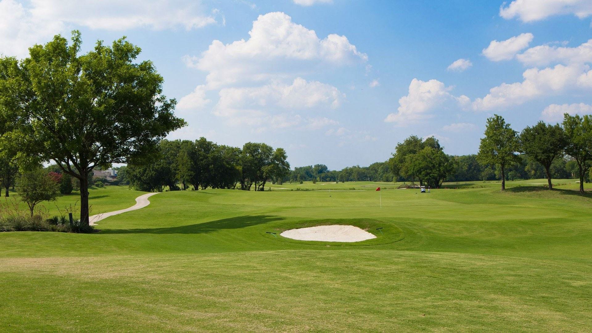 Green and white sand bunker at The Traditions Course at Watters Creek in Plano.
